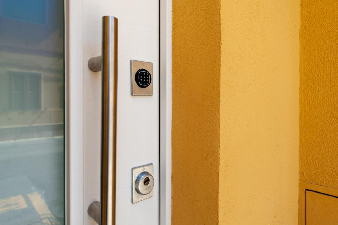 Lemon'S Apartment Elmas Exterior foto